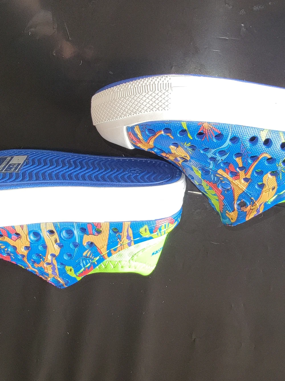 Kids Blue Dino Print Slip-On Clogs
